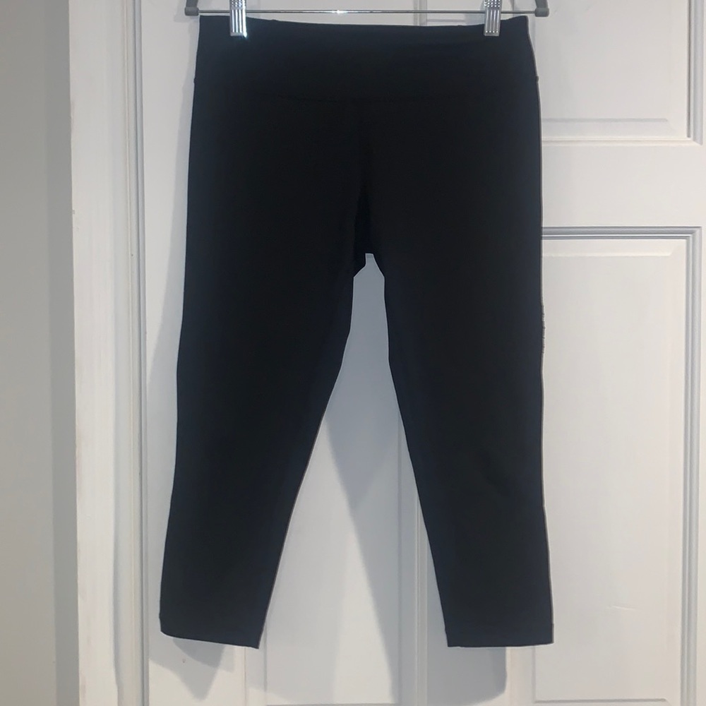 Zella Live in Streamline Reversible Capri Leggings w/Mesh Black Size Medium - Picture 6 of 13